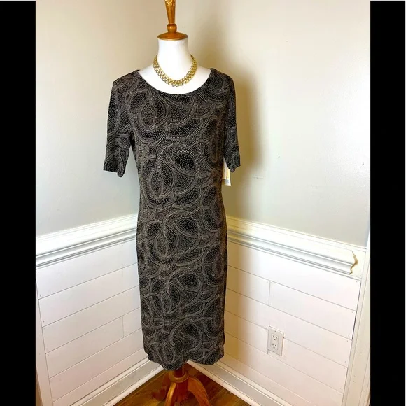 LuLaRoe Sparkly Gold Metallic, Black & White Julia Dress L FREE SHIP - Picture 1 of 5